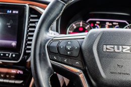 ISUZU MU-X 3.0 ULTIMATE AT ปี2021 ราคา1,100,000 บาท