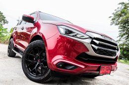 ISUZU MU-X 3.0 ULTIMATE AT ปี2021 ราคา1,100,000 บาท