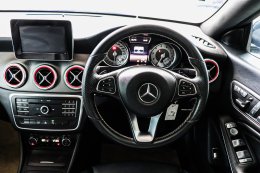   MERCEDES-BENZ CLA200 ปี2016 ราคา999,000บาท