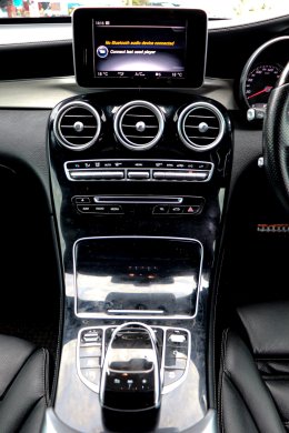 MERCEDES-BENZ GLC250 D AB/ABS ปี2017 ราคา1,999,999บาท