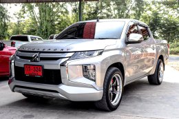 MITSUBISHI TRITON DUAL CAB 2.5 GLX ปี2020 ราคา569,000บาท