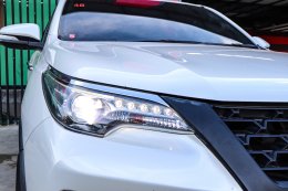 TOYOTA FOGTUNER2.4 V AT(NAVI) ปี2016 ราคา1,090,000บาท