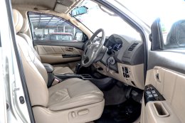 TOYOTA FOGTUNER 2.7 V ราคา599,000บาท
