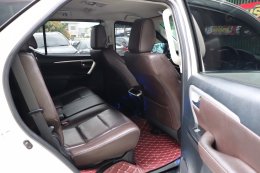 TOYOTA FORTUNER 2.4V AT ปี2018 ราคา 1,290,000 บาท