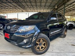 TOYOTA FORTUNER 2.5 V ปี2014 ราคา 759,000 บาท