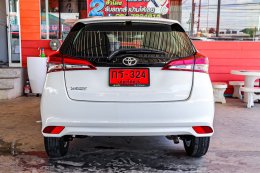 TOYOTA YARIS 1.2 J CVT HATCH ปี2017 ราคา429,000บาท