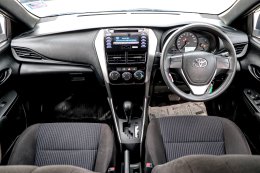 TOYOTA YARIS 1.2 J CVT HATCH ปี2018 ราคา 429,000 บาท