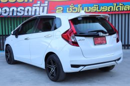 HONDA	JAZZ1.5 S I-VTEC CVT HATC ปี2018ราคา549,000บาท