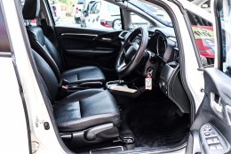 HONDA JAZZ 1.5 S I-VTEC CVT HATCH ปี2020 ราคา559,000บาท