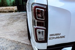 ISUZU D-MAX CAB4 (NEW)1.9 X-SERIES L MT ปี2020 ราคา789,000บาท