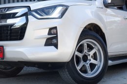 ISUZU D-MAX CAB4 NEW  HI-LANDER1.9 Ddi Z AB/ABS ปี 2020 ราคา 819,000บาท