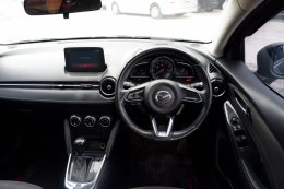 MAZDA MAZDA 2 HATCHBACK 1.3 SKYACTIV  (HIGH CONNECT) AB/ABS ปี2017 ราคา429,000บาท
