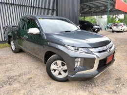 MITSUBISHI TRITON CAB NEW GLX 2.5 DID AB/ABS  ปี2019 ราคา479,000 บาท