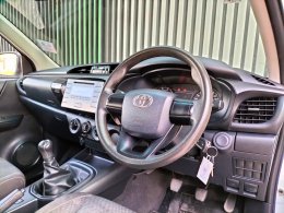 TOYOTA REVO SMART CAB 2.4 J PLUS AB/ABS ปี2017 ราคา449,000 บาท