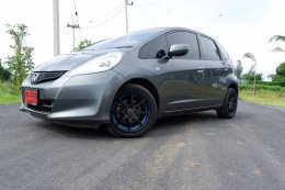 Honda Jazz ปี 2013 