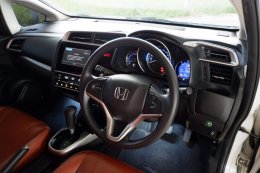 Honda Jazz ปี 2016 