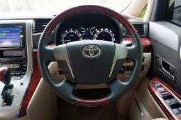 TOYOTA ALPHARD ปี 2011 