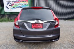 HONDA JAZZ 1.5 V PLUS CVT I-VTEC AB ABS  ปี 2018 ราคา 549,000 บาท