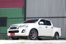 SUZU D-MAX CAB 4 HI-LANDER 1.9 DDI Z AB ABS ปี 2019 ราคา 679,000