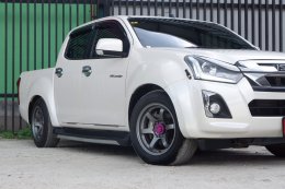 SUZU D-MAX CAB 4 HI-LANDER 1.9 DDI Z AB ABS ปี 2019 ราคา 679,000