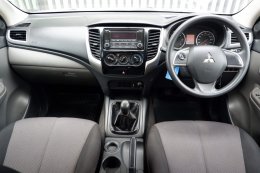 MITSUBISHI TRITON CAB GLX 2.5 DID 2016 มือสอง 