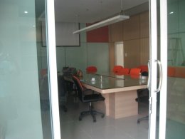 เฟอร์นิเจอร์สำนักงาน