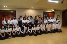 Study Trip of Local Arts and Fabrics Course: Thai Dance