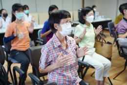 คลินิกการแพทย์แผนจีนหัวเฉียว จัดเสวนาภาษาหมอจีน หัวข้อ "กายบริหาร ต้าน Office Syndrome"