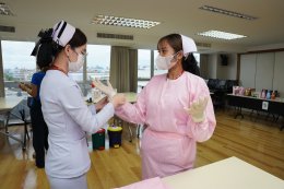 โครงการพัฒนาศักยภาพบุคลากรด้านการป้องกันและควบคุมการติดเชื้อ โดย ฝ่ายการพยาบาล คลินิกการแพทย์แผนจีนหัวเฉียว