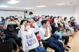 คลินิกการแพทย์แผนจีนหัวเฉียว จัดเสวนาภาษาหมอจีน หัวข้อ "โรคฮิตติดจอ (Computer Vision Syndrome : CVS)" 