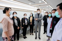 คลินิกการประกอบโรคศิลปะ สาขาการแพทย์แผนจีนหัวเฉียว ให้การต้อนรับคณะผู้บริหารจากมหาวิทยาลัยการแพทย์แผนจีนเซี่ยงไฮ้