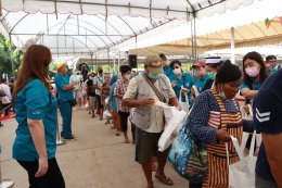 ประเพณีทิ้งกระจาด ประจำปี 2566 ณ คลินิกการประกอบโรคศิลปะ สาขาการแพทย์แผนจีนหัวเฉียว สาขาโคราช