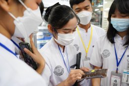 คลินิกการแพทย์แผนจีนหัวเฉียว ต้อนรับคณะอาจารย์และนักศึกษาหลักสูตรแพทย์แผนไทยประยุกต์ มหาวิทยาลัยมหิดล