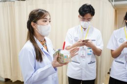 คลินิกการแพทย์แผนจีนหัวเฉียว ต้อนรับคณะอาจารย์และนักศึกษาหลักสูตรแพทย์แผนไทยประยุกต์ มหาวิทยาลัยมหิดล