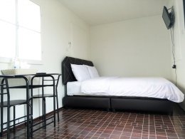 ห้องพัก Duble Bed มีดาดฟ้า คืนละ 700 บาท