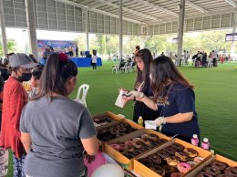 งานวันเด็กแห่งชาติ 2566 จัดบูทเล่นเกมส์ แจกความสดใส พร้อมขนมโดนัทอร่อยๆ ให้เด็กๆ