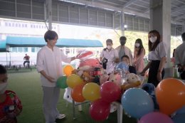 งานวันเด็กแห่งชาติ 2566 จัดบูทเล่นเกมส์ แจกความสดใส พร้อมขนมโดนัทอร่อยๆ ให้เด็กๆ