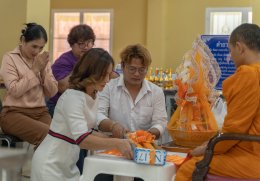 ถวายเทียนพรรษา เนื่องในวันอาสาฬหบูชาและเทศกาลเข้าพรรษา ประจำปี 2566