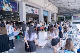 ตลาดนัดคนบริหารในงาน BASAU Sunday Market 2023