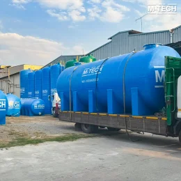 บรรยากาศภายในโรงงานผลิตถังเก็บน้ำไฟเบอร์กลาสของ MTECH ที่ควบคุมคุณภาพเอง
