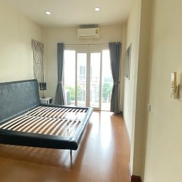 EHL - 213281 ขายด่วน หมู่บ้านเดอะวิลล่า (เพอร์เฟค) ท่าอิฐ