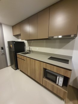 EHL-233621 ทากะ เฮ้าส์เอกมัย