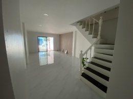 EHl-233675 หมู่บ้านเเพรมาพร ธัญบุรี-คลอง4(Prae Maphon Village, Thanyaburi-Khlong 4)