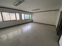 EHL-233696 อาคารที่ 3 ซ.วิภาวดีรังสิต Building 3 Soi Vibhavadi Rangsit
