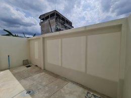 EHL-233843 ขายทาวน์โฮม 3 ชั้น สร้างใหม่ มือหนึ่ง 