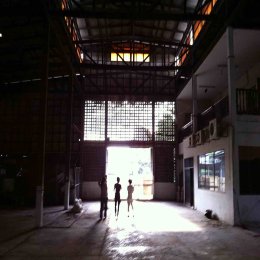 ให้เช่าที่ดินพร้อมโกดังสไตล์ Loft ใจกลางเมือง ติดริมแม่น้ำเจ้าพระยา เพียง 800 เมตรจากรถไฟฟ้ากรุงธนบุรี ID - 192511