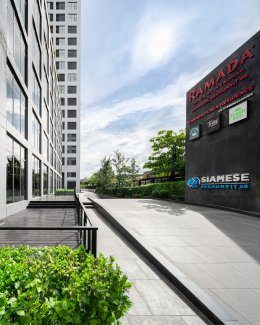 素坤逸48号华美达广场酒店