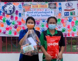 100 Food aid packaged and cash for families