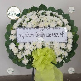 04.jpg	พวงหรีดดอกไม้สด โทนสีขาวล้วน สวยงามสมเกียรติ วัดการ้อง สุพรรณบุรี