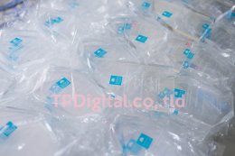 สกรีนโลโก้อะคริลิค รับสกรีนโลโก้ลงบนโล่อะคริลิใส ทรงคริสตัล ลาย ไทยสมุทร